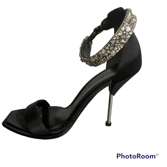 NWOT ALEXANDER MCQUEEN Crystal Strap Sandal in Black/Crystal/Silver (Size 37) - Picture 2 of 12
